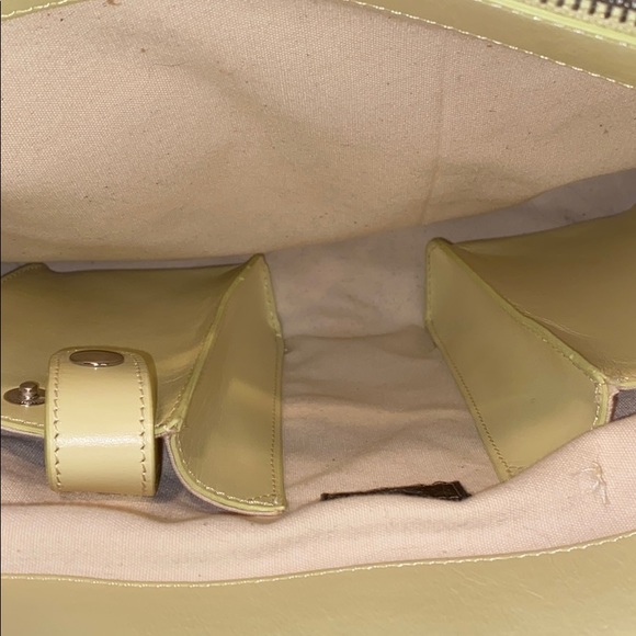 Beautiful yellow leather tote/purse - Picture 6 of 8